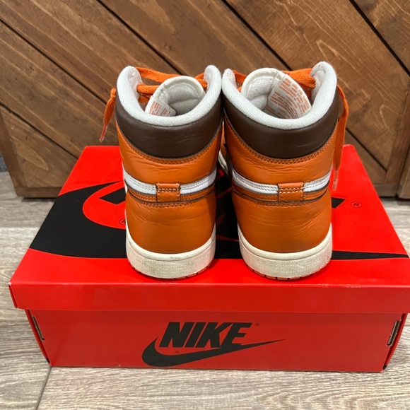 Jordan 1 Starfish - Picture 5 of 10